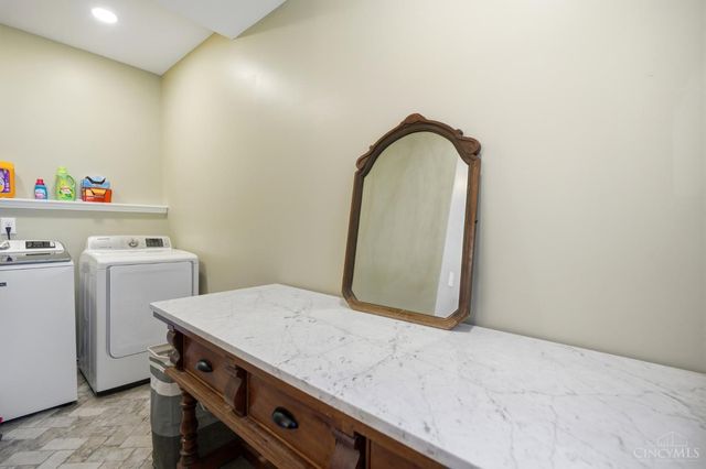 4208 Williamson Place, Cincinnati, OH 45223