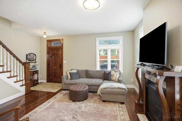 4208 Williamson Place, Cincinnati, OH 45223