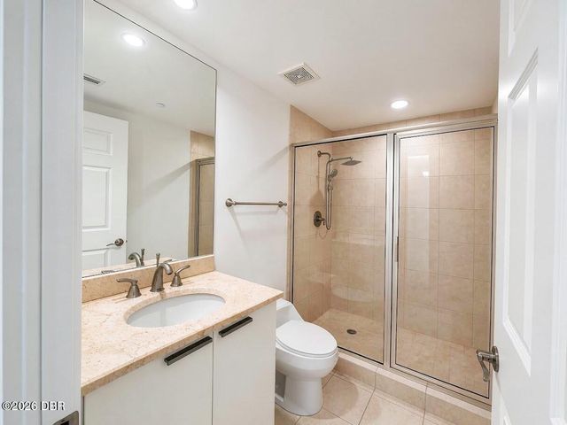 241 Riverside Dr Unit 807, Holly Hill, FL 32117