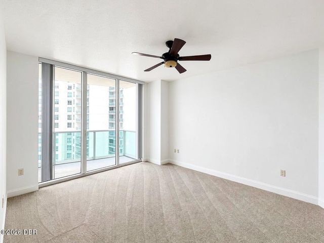 241 Riverside Dr Unit 807, Holly Hill, FL 32117