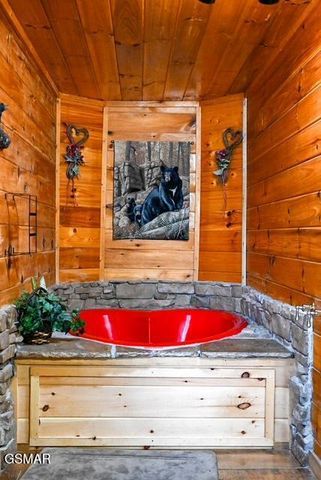 1816 N Dogwood Lane, Sevierville, TN 37876