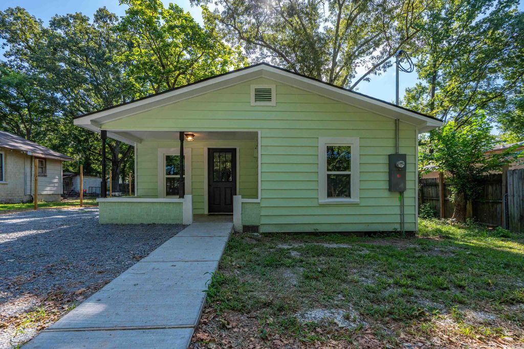 823 Cherry Lane, Malvern, AR 72104