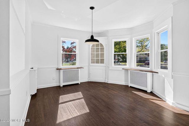 12 Sutphin Avenue, Matawan, NJ 07747