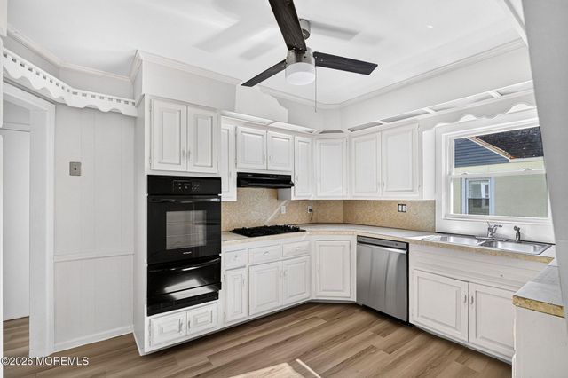 12 Sutphin Avenue, Matawan, NJ 07747