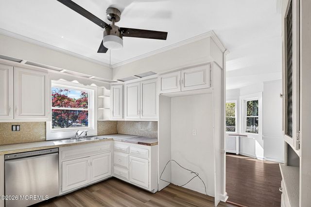 12 Sutphin Avenue, Matawan, NJ 07747
