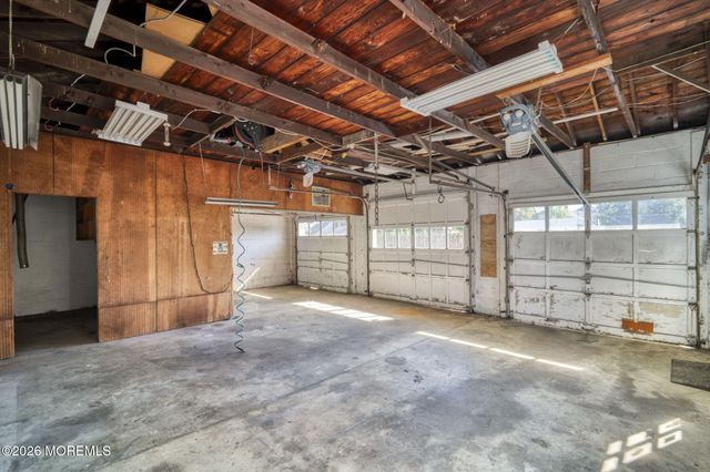 12 Sutphin Avenue, Matawan, NJ 07747