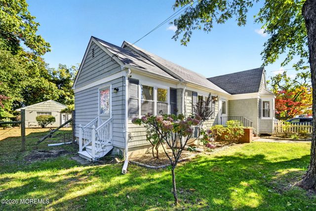 12 Sutphin Avenue, Matawan, NJ 07747