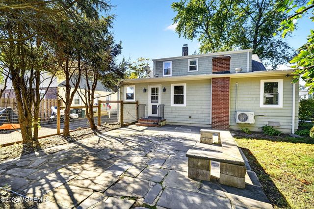 12 Sutphin Avenue, Matawan, NJ 07747