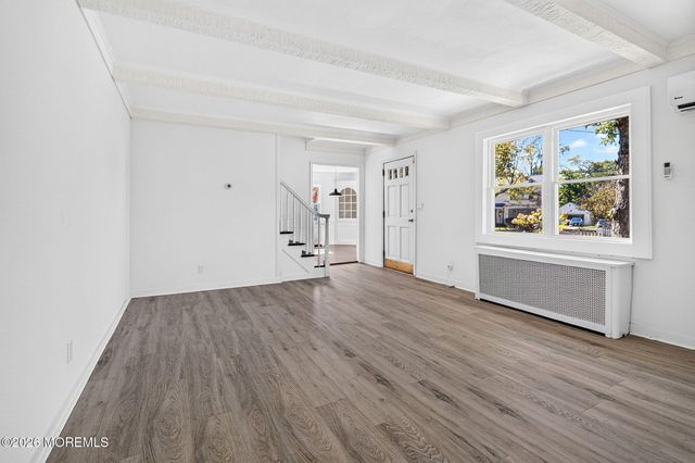 12 Sutphin Avenue, Matawan, NJ 07747