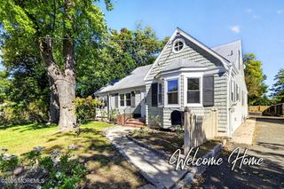 12 Sutphin Avenue, Matawan, NJ 07747