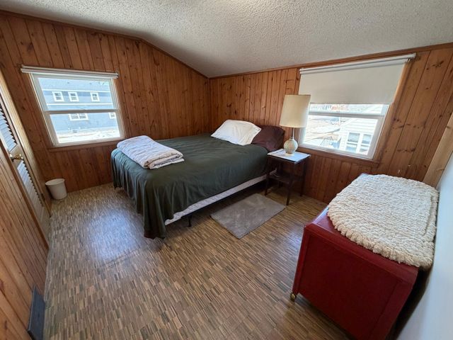 401 Center Street E, Roseau, MN 56751