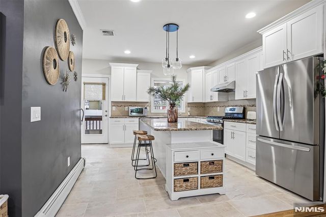 174 Fort Lee Road B, Leonia, NJ 07605