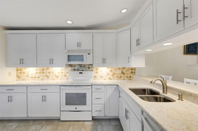 1233 SPOONBILL LANDINGS CIRCLE NA, Bradenton, FL 34209