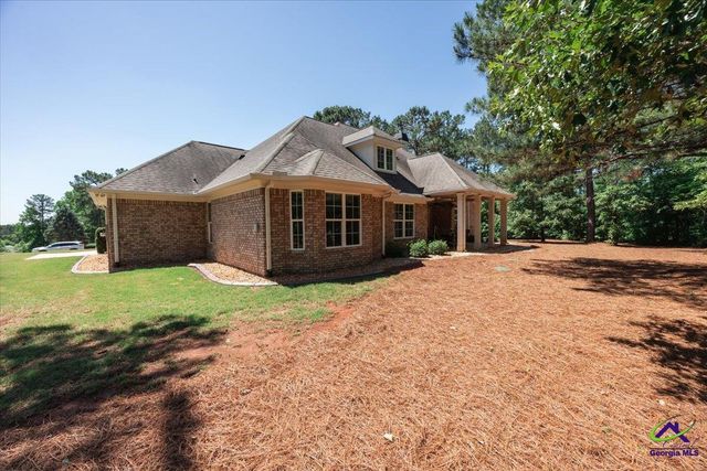 105 Freedom Drive, Forsyth, GA 31029