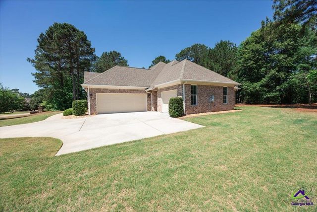 105 Freedom Drive, Forsyth, GA 31029