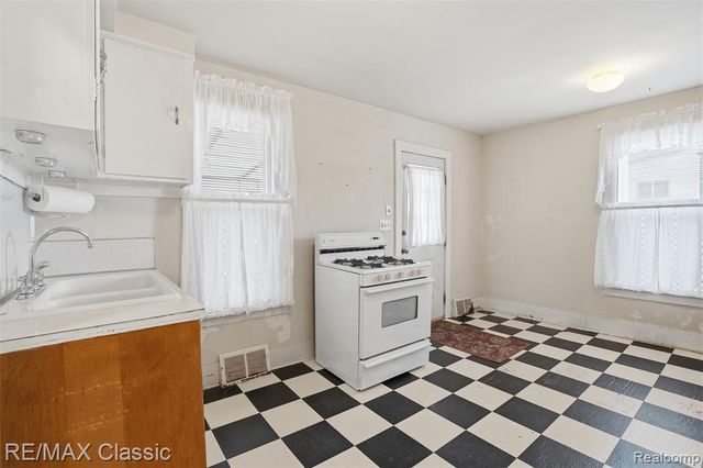 226 Franklin Street, Milford, MI 48381