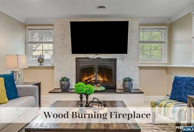 11 Stone Ridge Lane, Ho-ho-kus, NJ 07423
