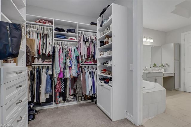 1511 Mockingbird DR, Naples, FL 34120