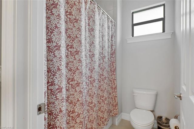 1511 Mockingbird DR, Naples, FL 34120