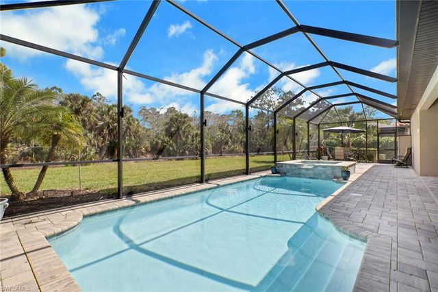 1511 Mockingbird DR, Naples, FL 34120