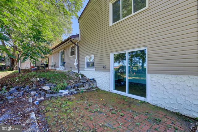 125 RAMBLEWOOD RD, Pennsylvania Furnace, PA 16865