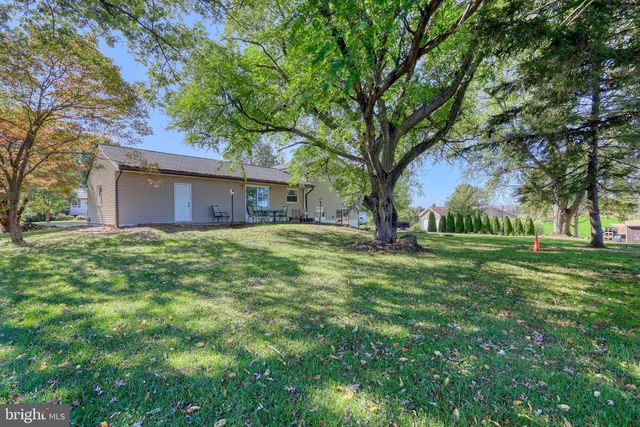 125 RAMBLEWOOD RD, Pennsylvania Furnace, PA 16865