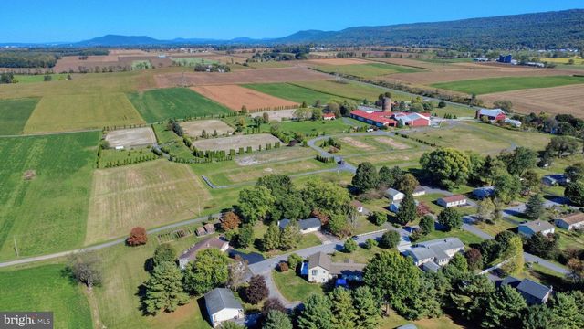 125 RAMBLEWOOD RD, Pennsylvania Furnace, PA 16865