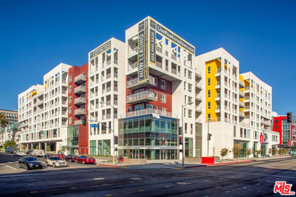 750 S Oxford Avenue 726, Los Angeles, CA 90005