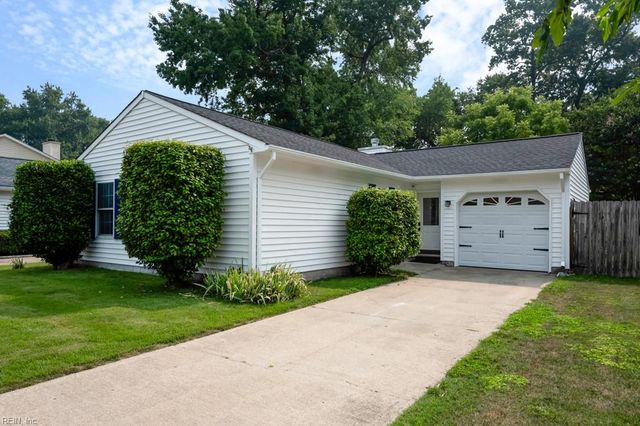 1404 Larkview DR, Virginia Beach, VA 23454
