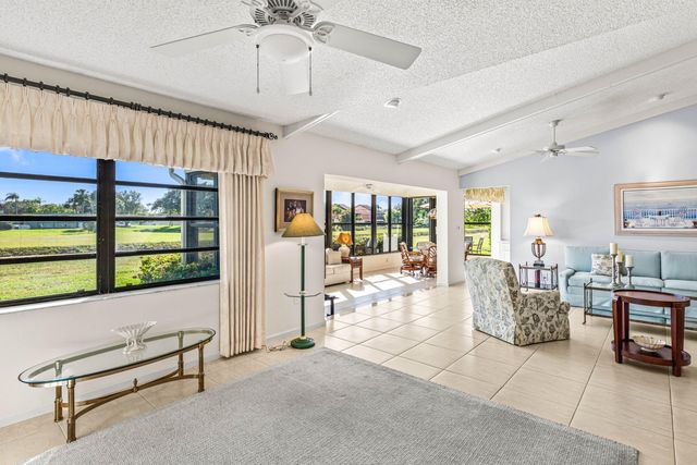 6426 Casabella Lane, Boca Raton, FL 33433