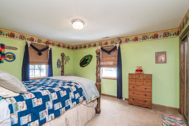 671 South Washington Street, Belchertown, MA 01007