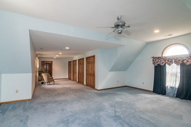 671 South Washington Street, Belchertown, MA 01007