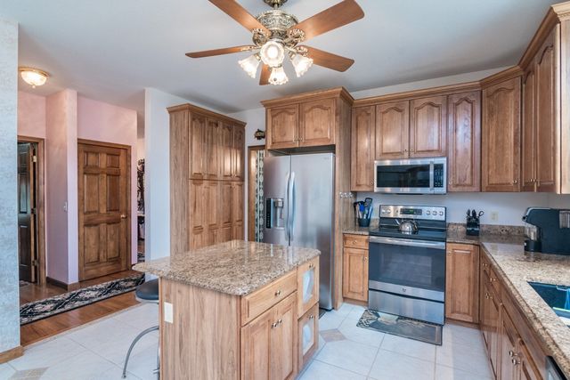 671 South Washington Street, Belchertown, MA 01007