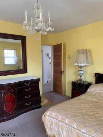 415 Hillside Ave, Clifton City, NJ 07110
