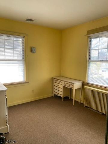 415 Hillside Ave, Clifton City, NJ 07110