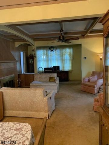 415 Hillside Ave, Clifton City, NJ 07110