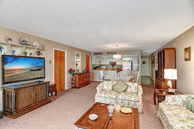 77 E Water Street 5, Toms River, NJ 08753