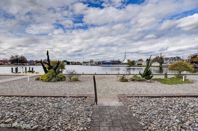 77 E Water Street 5, Toms River, NJ 08753