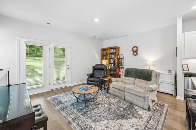 1244 Mason Dl, Columbia, TN 38401