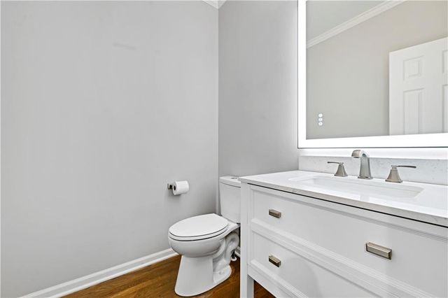 14708 Cedar Street, Leawood, KS 66224