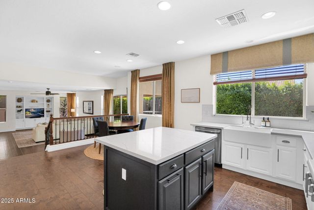 5046 W PARSONS Road, Phoenix, AZ 85083