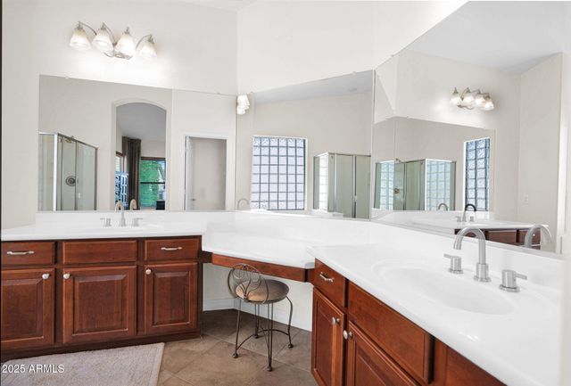 5046 W PARSONS Road, Phoenix, AZ 85083