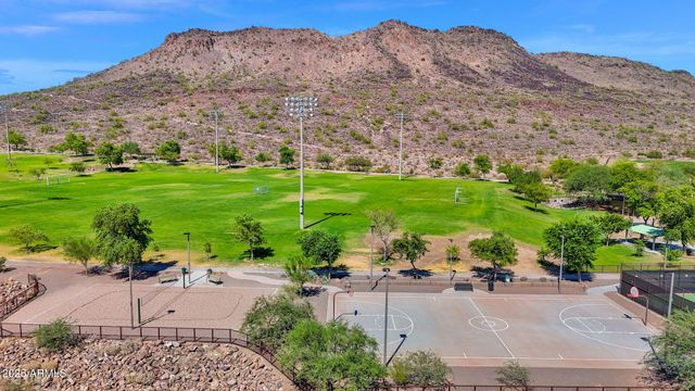 5046 W PARSONS Road, Phoenix, AZ 85083