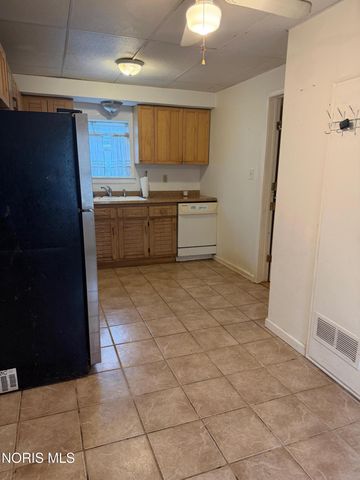 216 Deigle Drive, Toledo, OH 43615