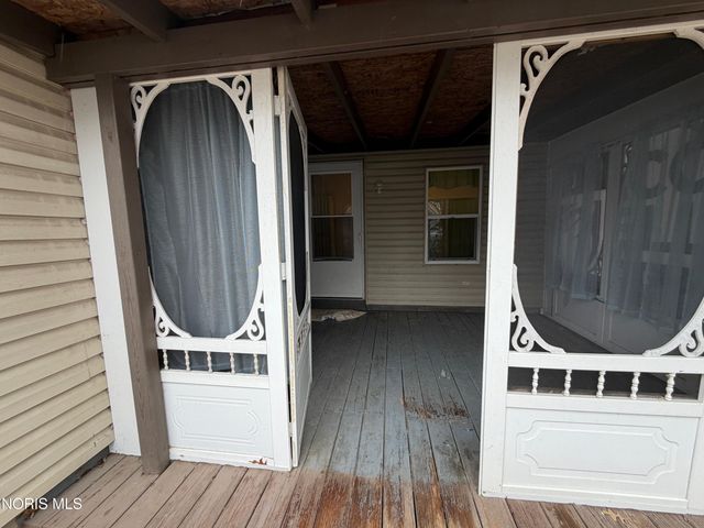 216 Deigle Drive, Toledo, OH 43615