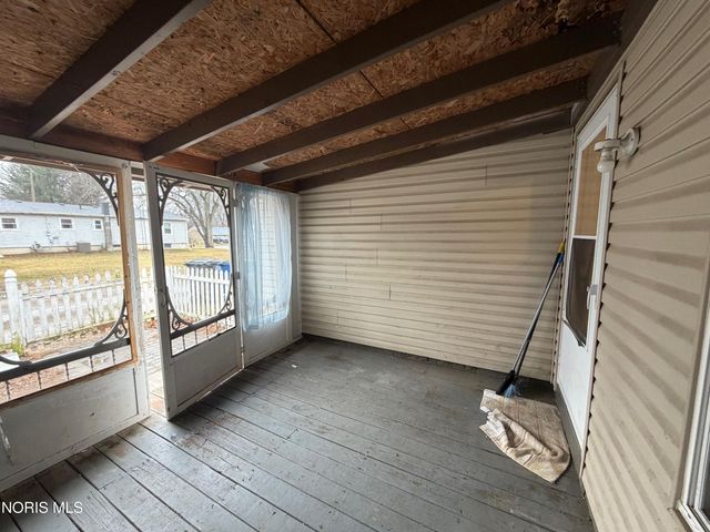 216 Deigle Drive, Toledo, OH 43615