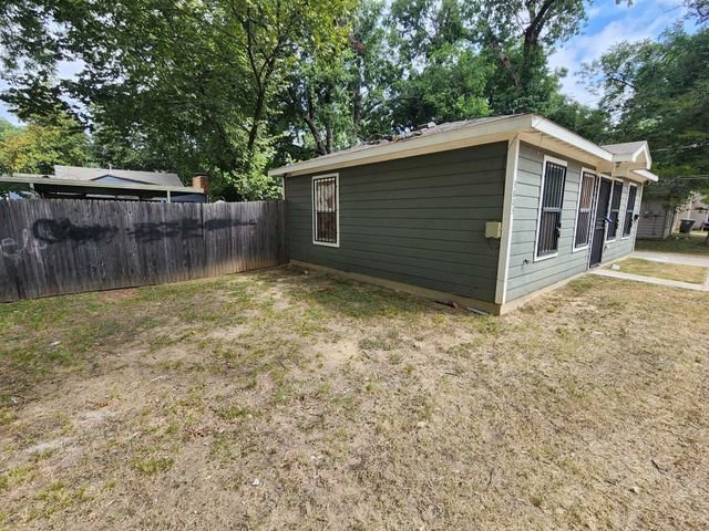 3803 Kenilworth Street, Dallas, TX 75210