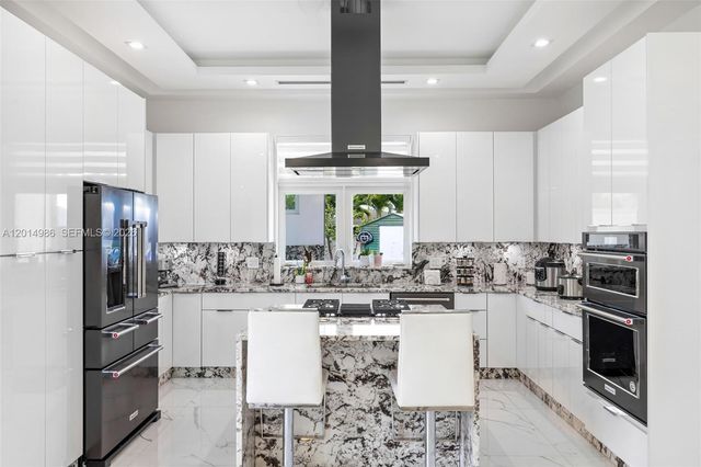 5815 SW 107th Pl, Miami, FL 33173