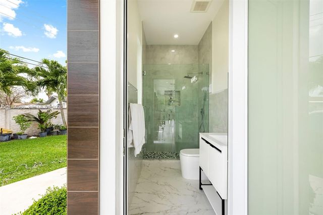 5815 SW 107th Pl, Miami, FL 33173