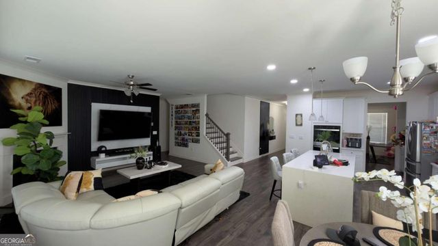 1070 Trident Maple, Lawrenceville, GA 30045